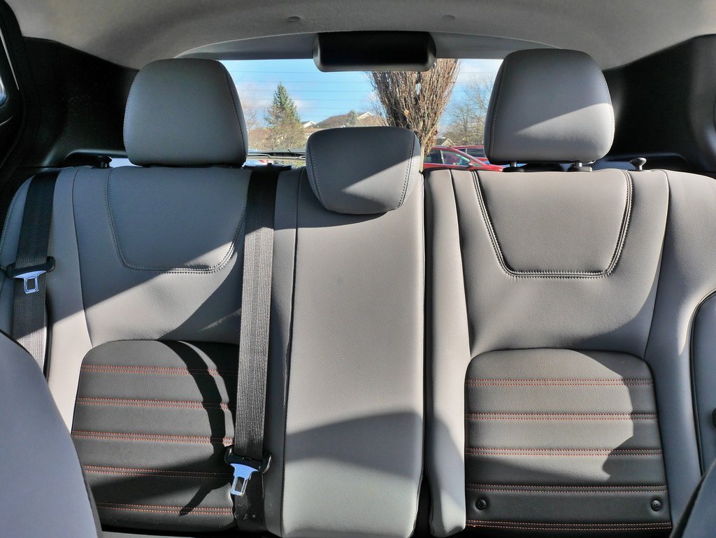 Used 2023 Nissan Kicks SR w/ SR Premium Package image 29