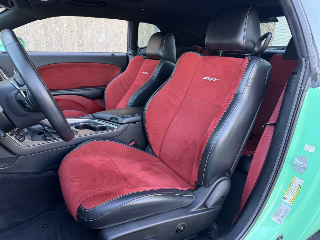 Used 2016 Dodge Challenger SRT Hellcat RWD image 21
