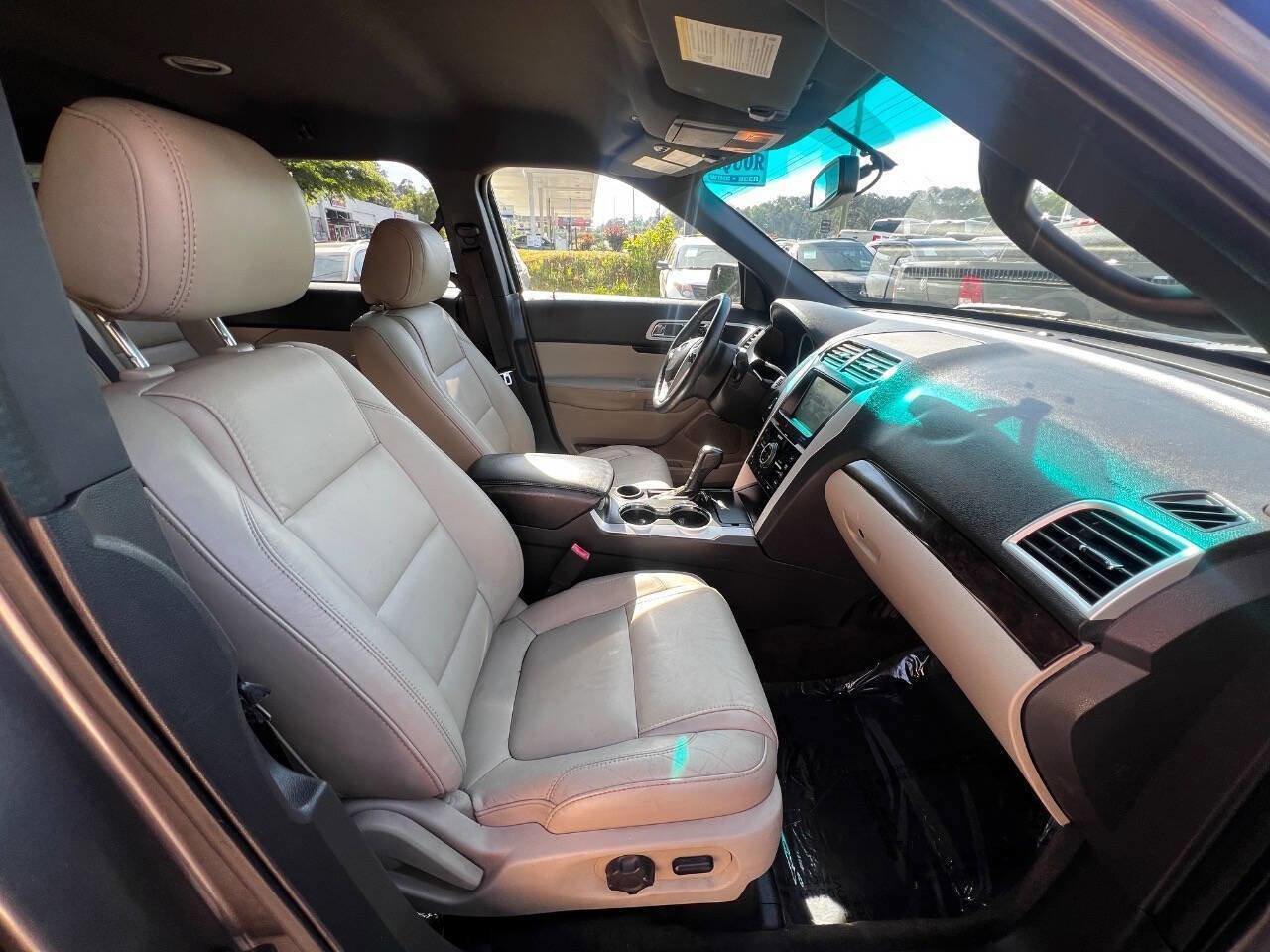 Used 2014 Ford Explorer Limited FWD image 13