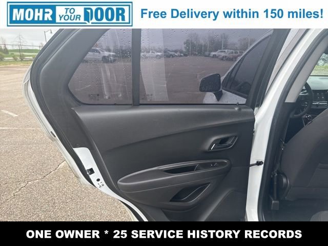 Used 2020 Chevrolet Trax LS image 31