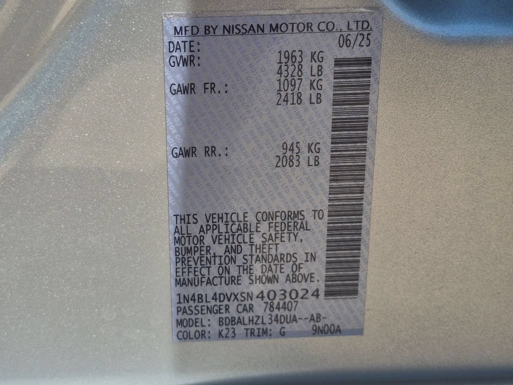 Used 2025 Nissan Altima 2.5 SV FWD image 30