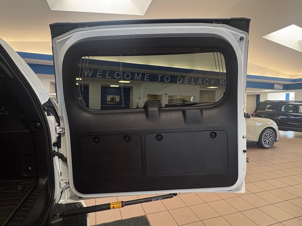 Used 2021 Lexus GX 460 Premium w/ Premium Package AWD/4WD image 17