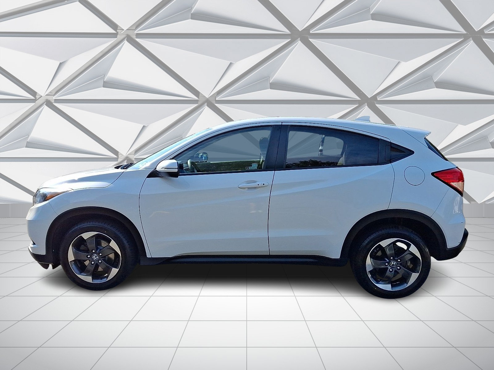 Certified 2018 Honda HR-V EX image 6