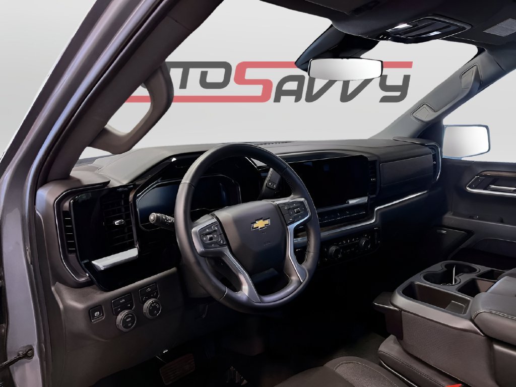 Used 2025 Chevrolet Silverado 1500 LT w/ LPO, Liner Protection Package AWD/4WD image 9