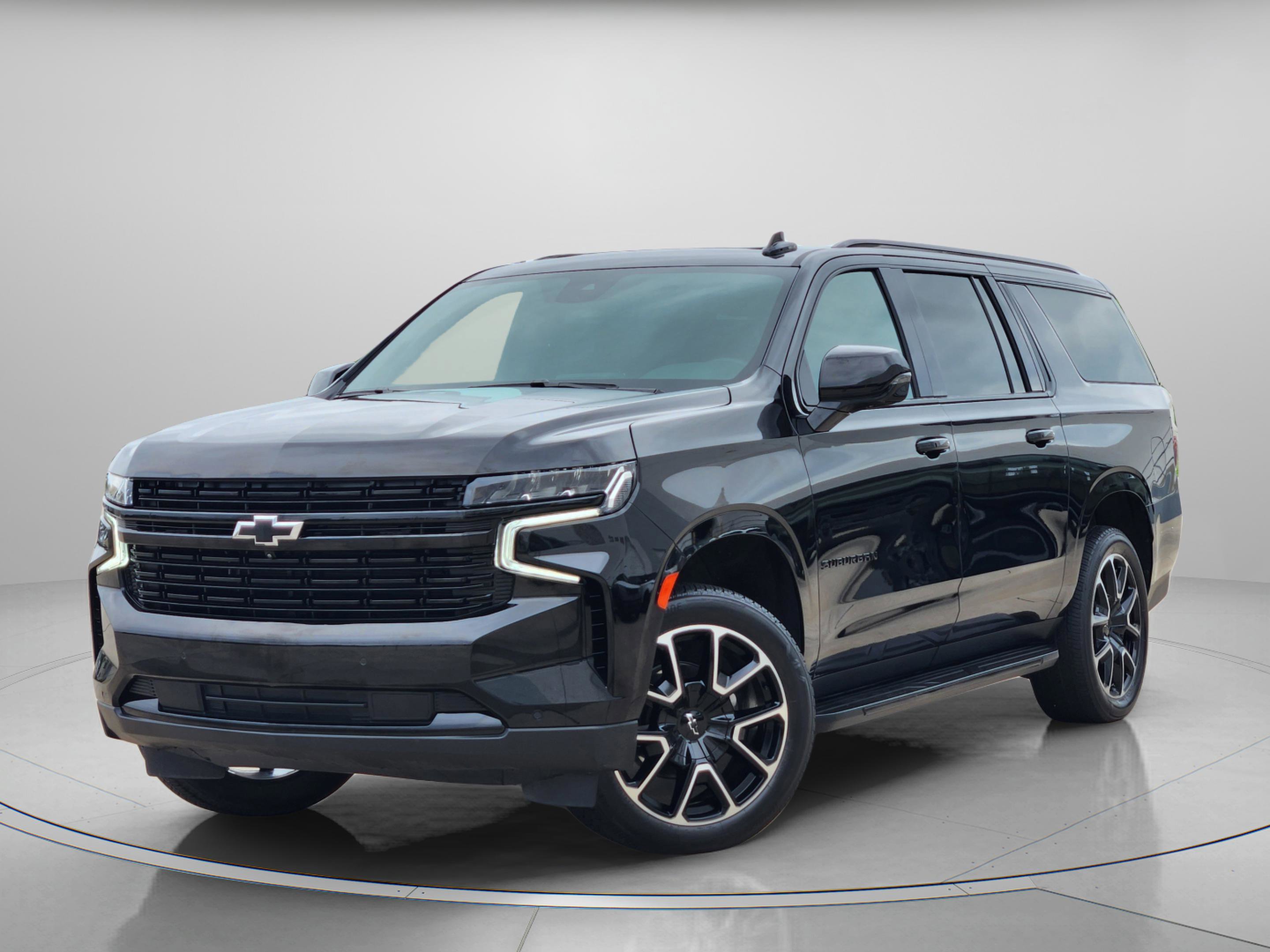 Used 2024 Chevrolet Suburban RST w/ Luxury Package