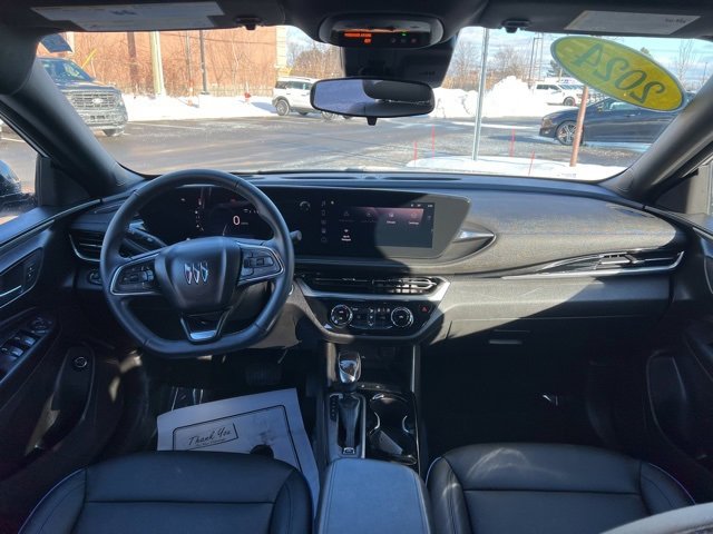 Used 2024 Buick Envista Sport Touring w/ Convenience II Package image 18