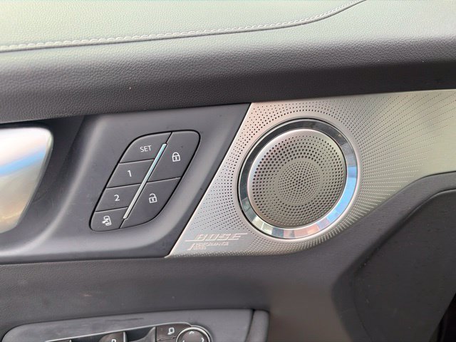 Used 2026 Buick Enclave Avenir AWD/4WD image 8