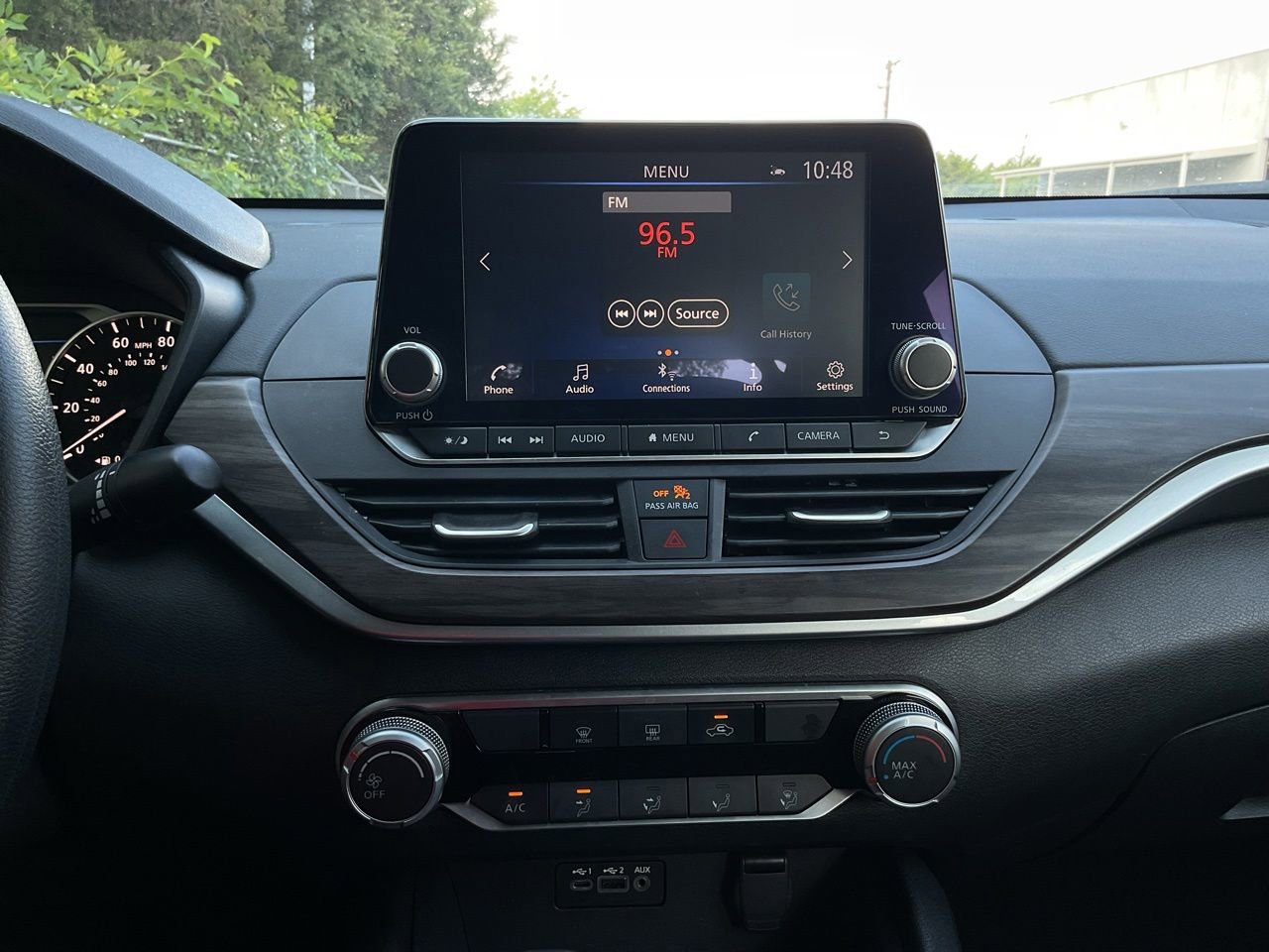 Used 2025 Nissan Sentra S FWD image 25