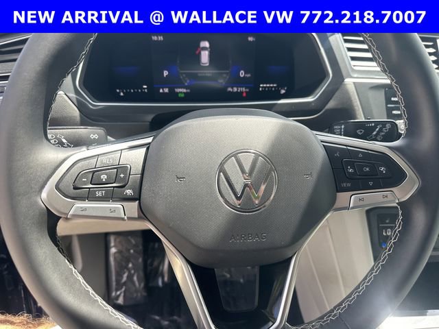 Certified 2022 Volkswagen Tiguan SE image 19