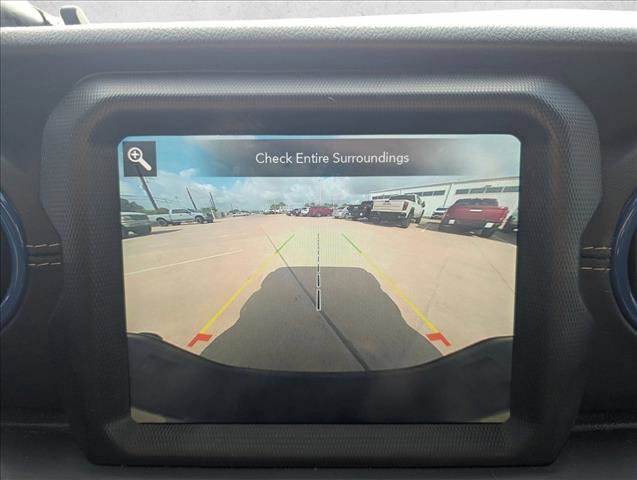 Used 2020 Jeep Gladiator Overland AWD/4WD image 10