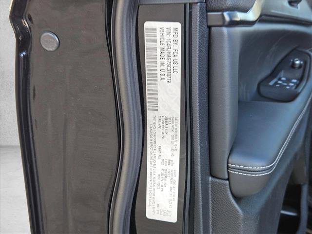 New 2025 Jeep Grand Cherokee Laredo X w/ Luxury Tech Group I image 17