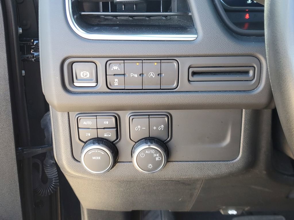 Used 2024 Chevrolet Tahoe LT image 20