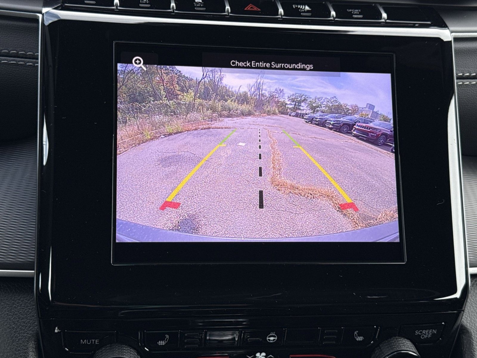 New 2025 Jeep Grand Cherokee Altitude image 19