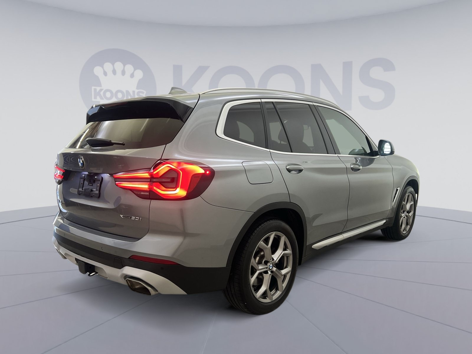Used 2024 BMW X3 xDrive30i w/ Premium Package AWD/4WD image 8