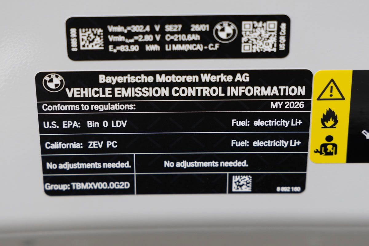 New 2026 BMW i4 M60 w/ Premium Package image 38