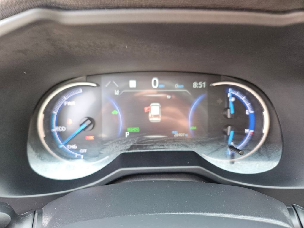 Used 2025 Toyota RAV4 XLE image 19