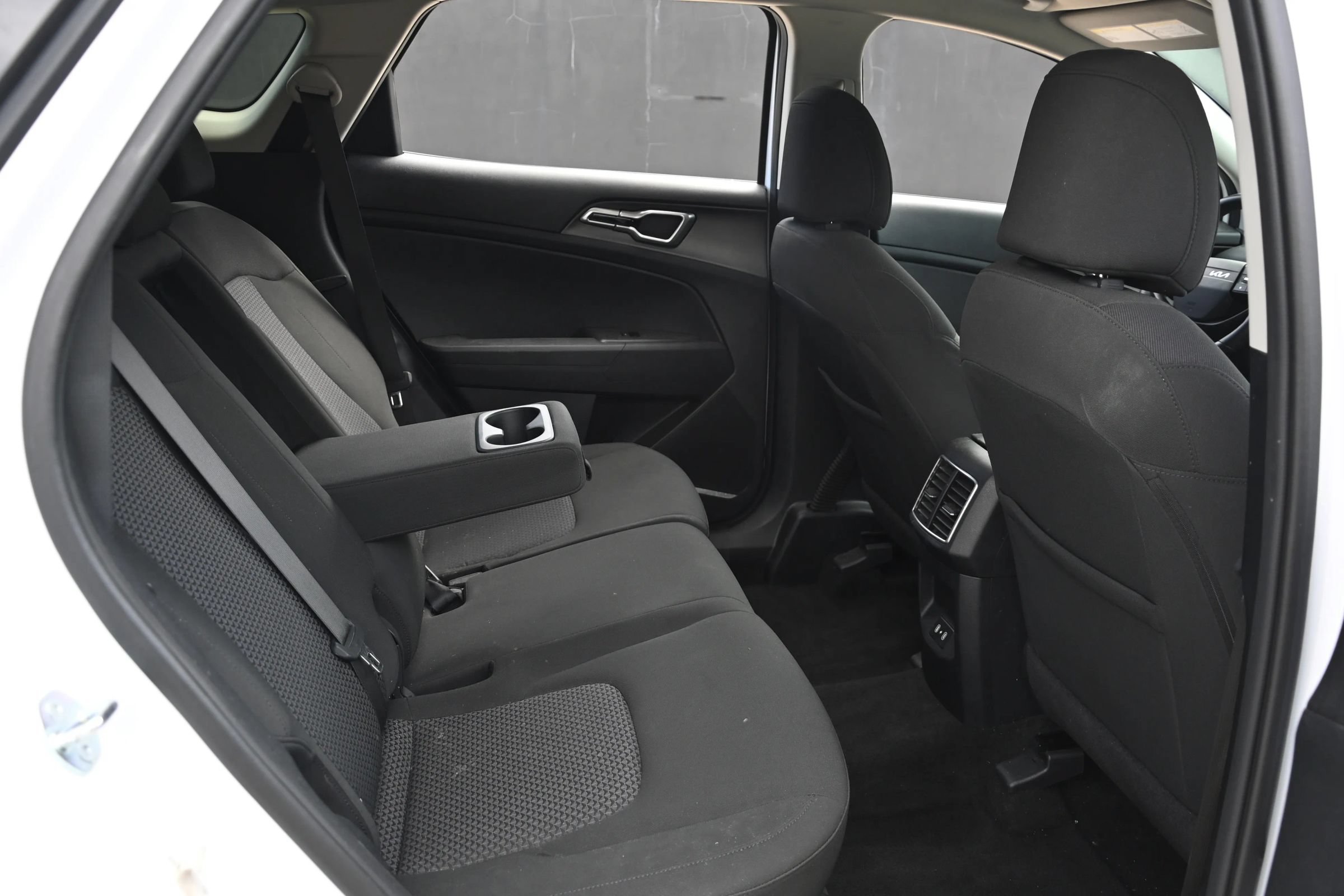 Used 2026 Kia Sportage LX FWD image 16