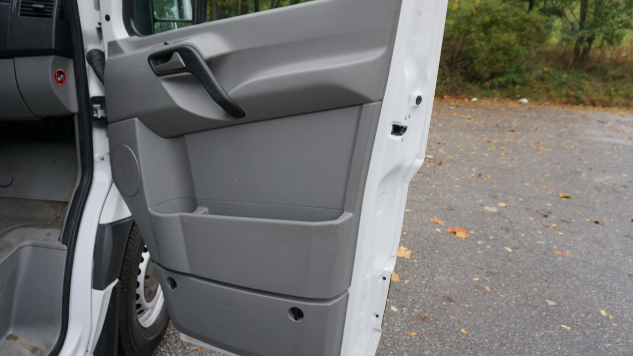 Used 2017 Mercedes-Benz Sprinter 2500 image 20