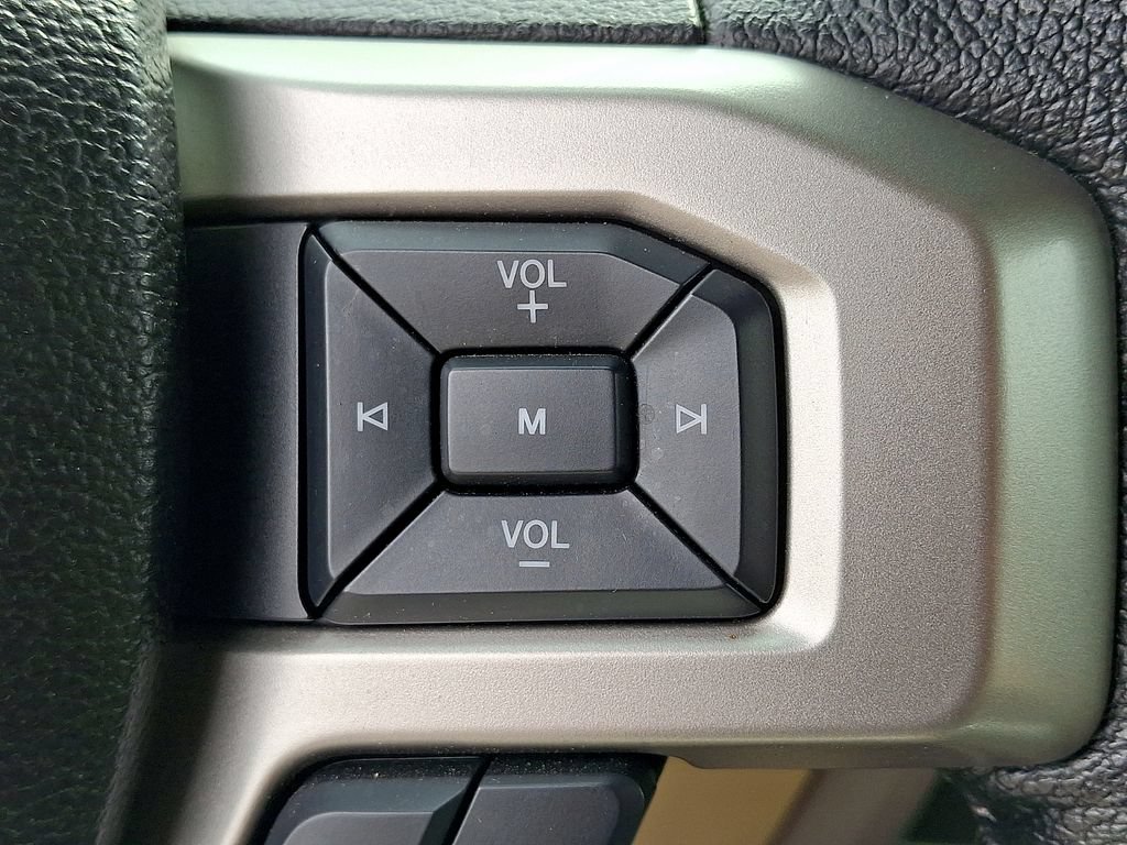 Used 2016 Ford F150 Lariat w/ Equipment Group 501A Mid AWD/4WD image 25