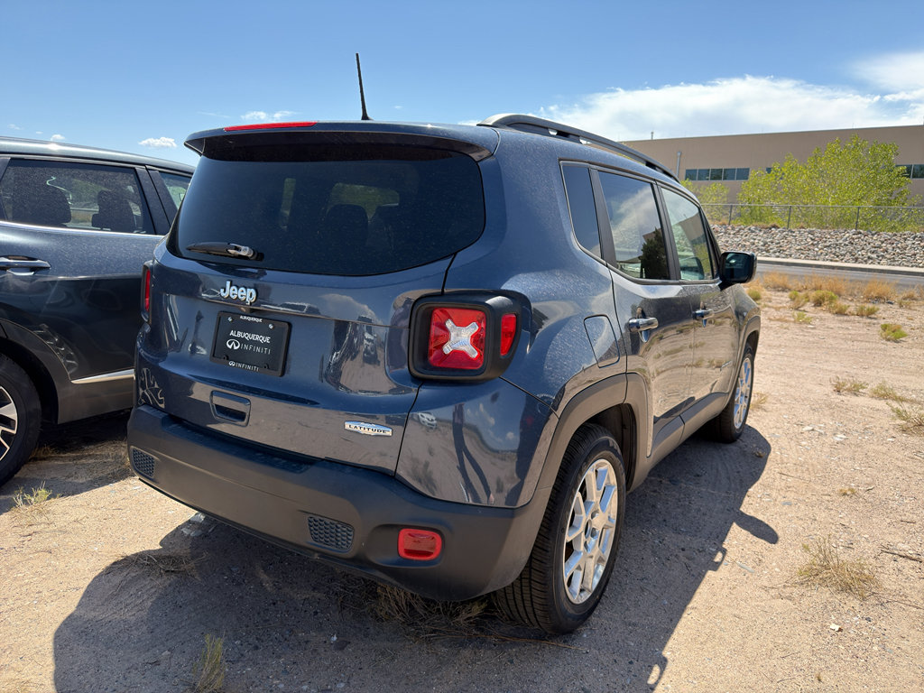 Used 2020 Jeep Renegade Latitude w/ Popular Equipment Group FWD image 4