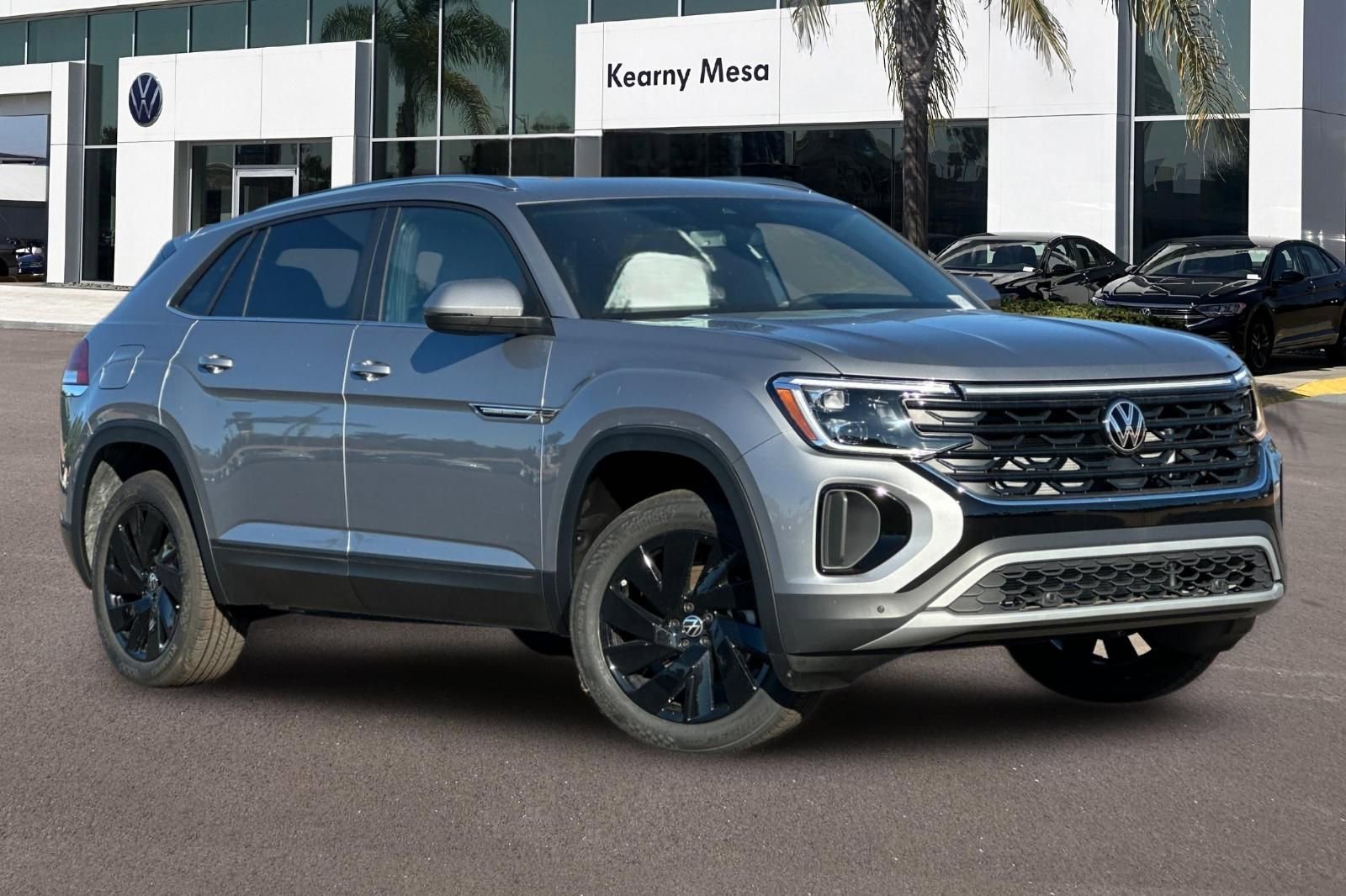 New 2026 Volkswagen Atlas Cross Sport SE FWD image 2