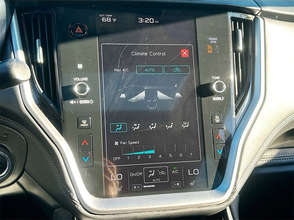 Used 2020 Subaru Outback Limited image 16