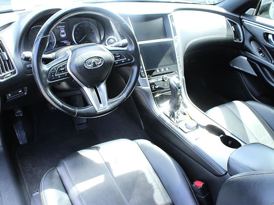Used 2019 INFINITI Q60 3.0t Luxe w/ Essential Package RWD image 20