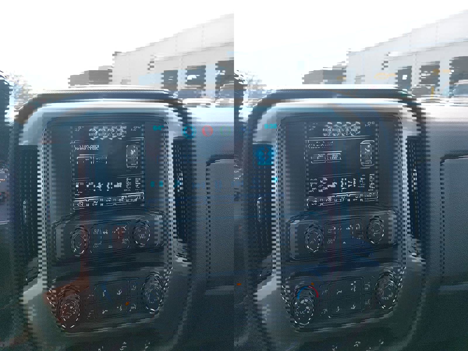 Used 2019 Chevrolet Silverado 1500 LT image 23