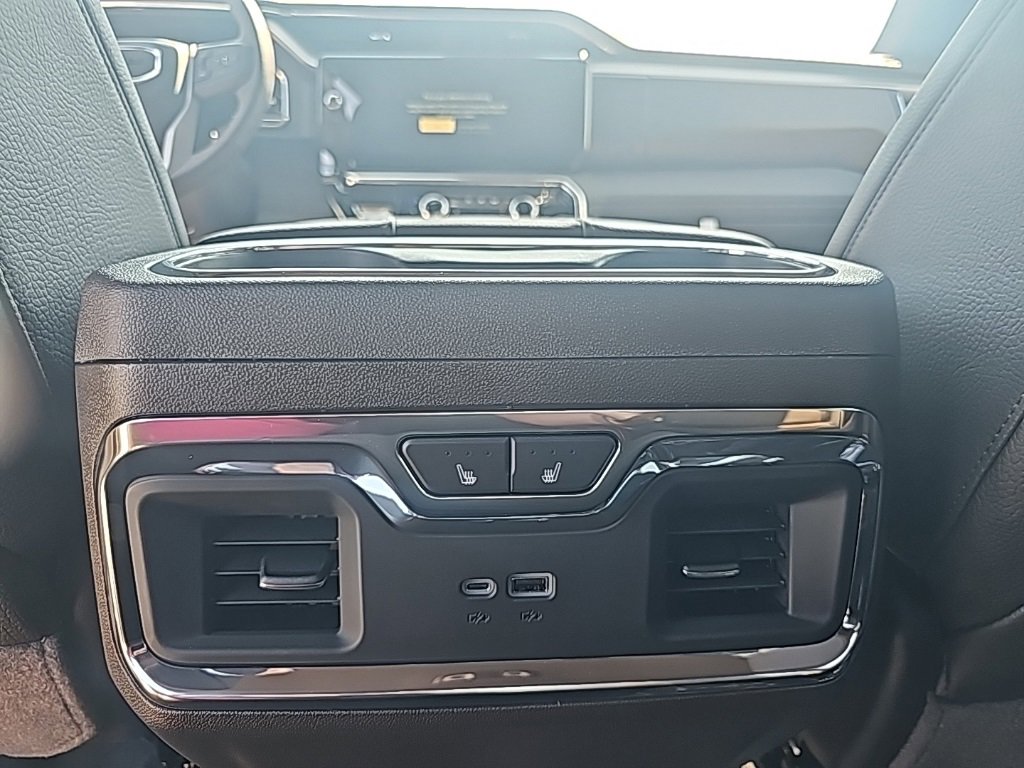 New 2025 GMC Sierra 1500 Denali w/ Denali Reserve Package image 16