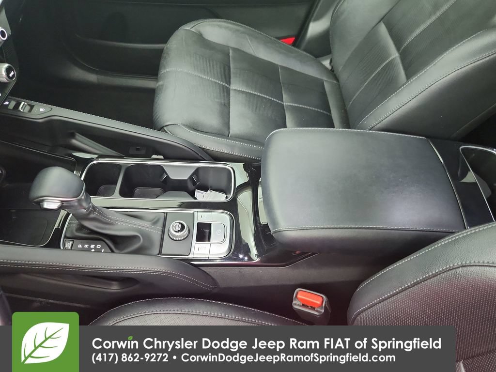 Used 2024 Kia Telluride EX w/ EX Captain's Chair Package FWD image 28