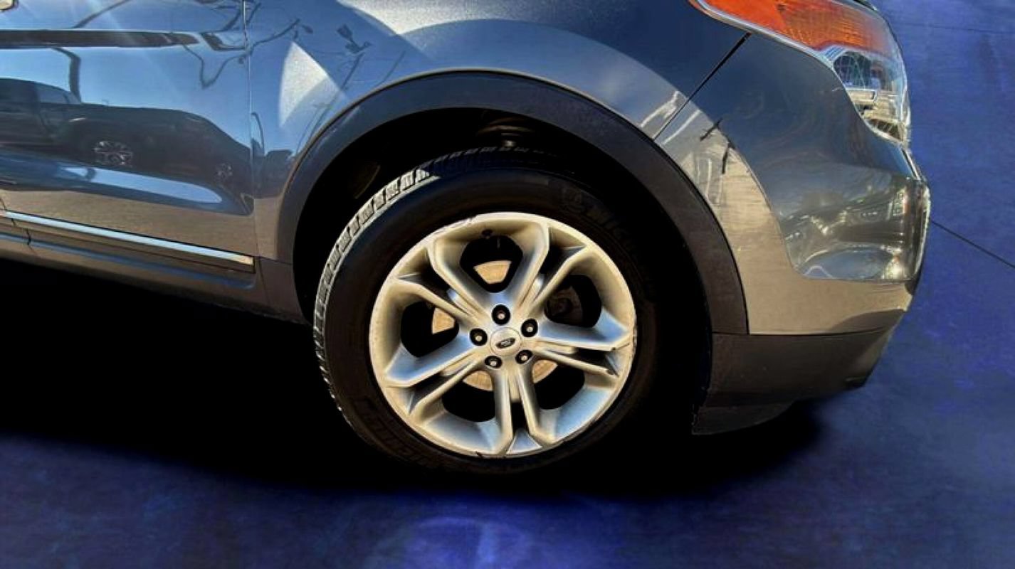 Used 2013 Ford Explorer Limited AWD/4WD image 21