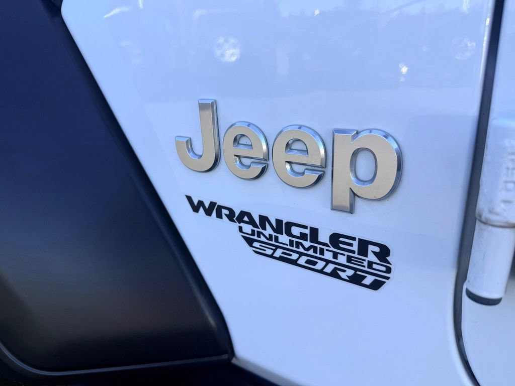 Used 2018 Jeep Wrangler Unlimited Sport AWD/4WD image 12