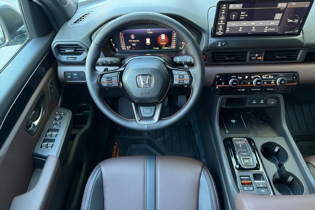 New 2026 Honda Pilot TrailSport image 11