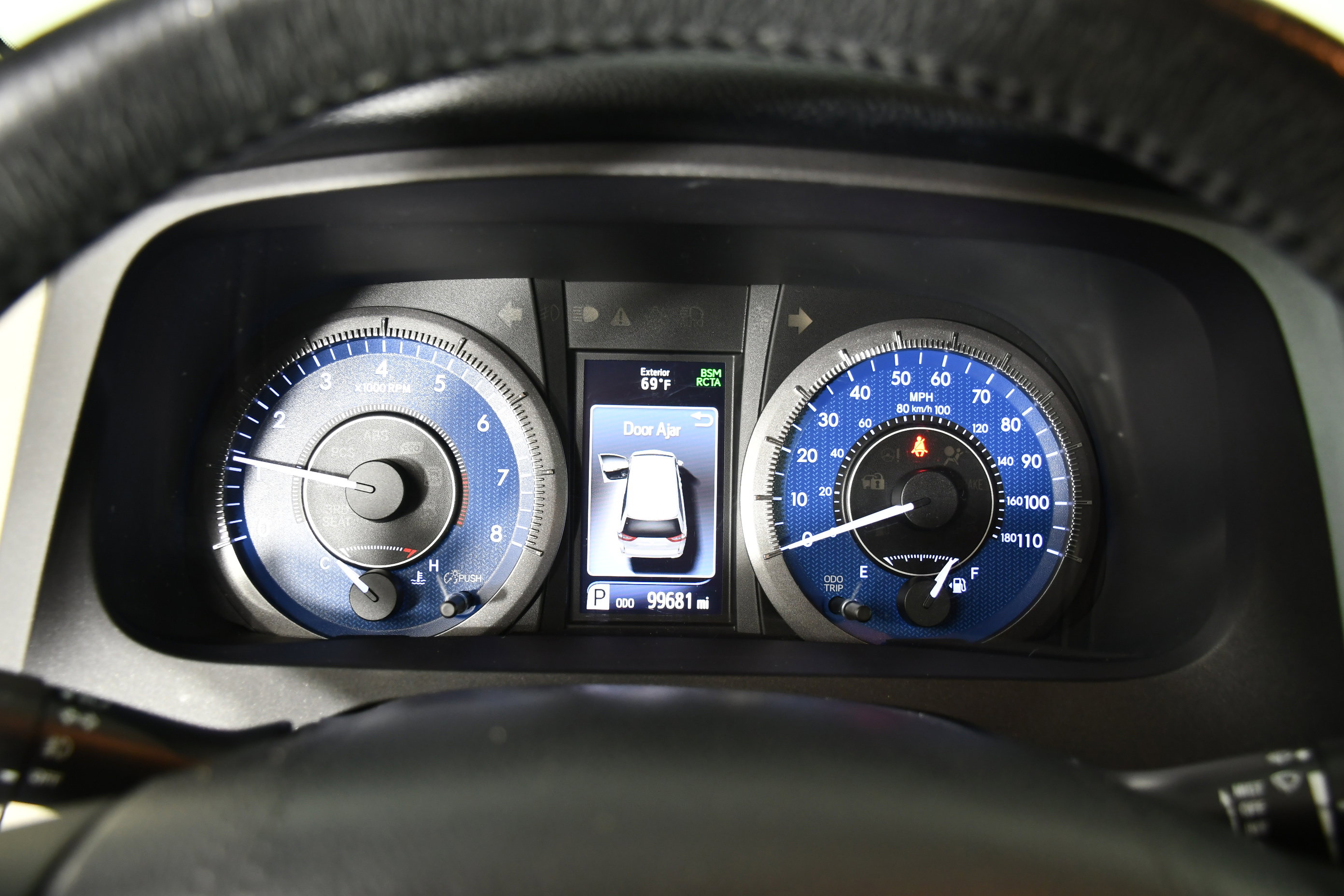 Used 2018 Toyota Sienna XLE FWD image 18