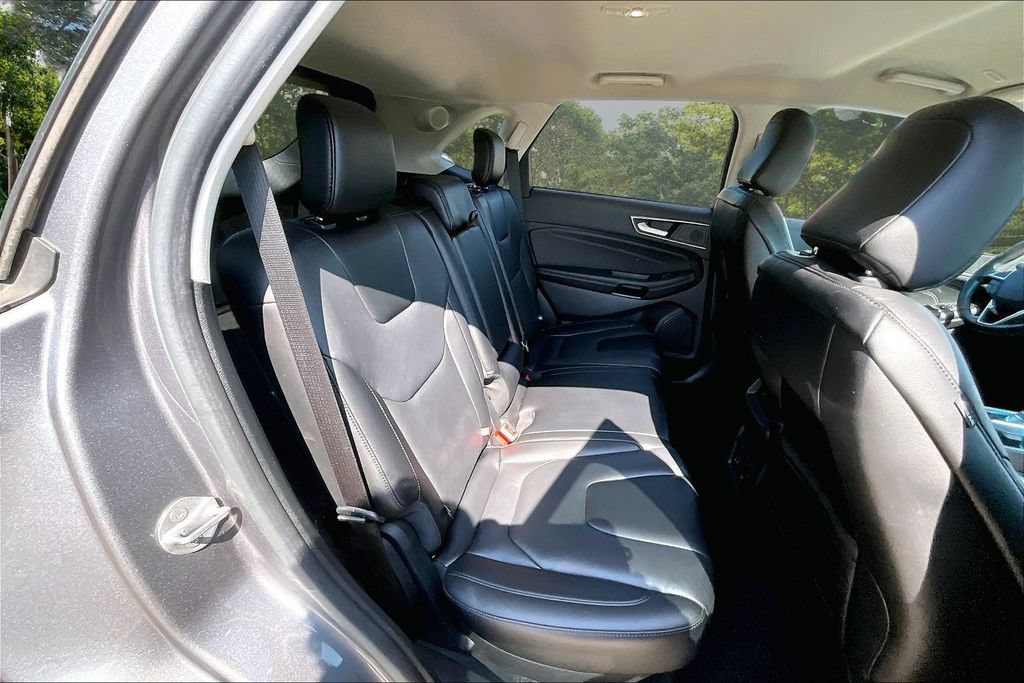 Used 2021 Ford Edge Titanium w/ Cargo Accessory Package FWD image 27