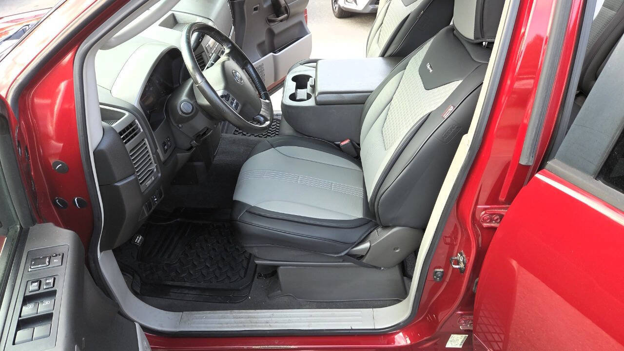 Used 2004 Nissan Titan SE w/ (Bed) Utility Bed Pkg AWD/4WD image 31