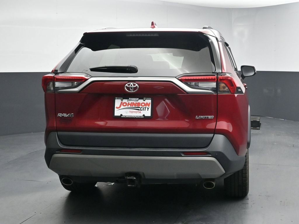 Used 2022 Toyota RAV4 Limited FWD image 8