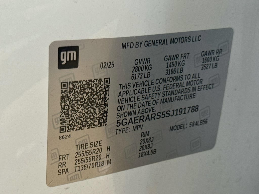 Used 2025 Buick Enclave Preferred FWD image 33
