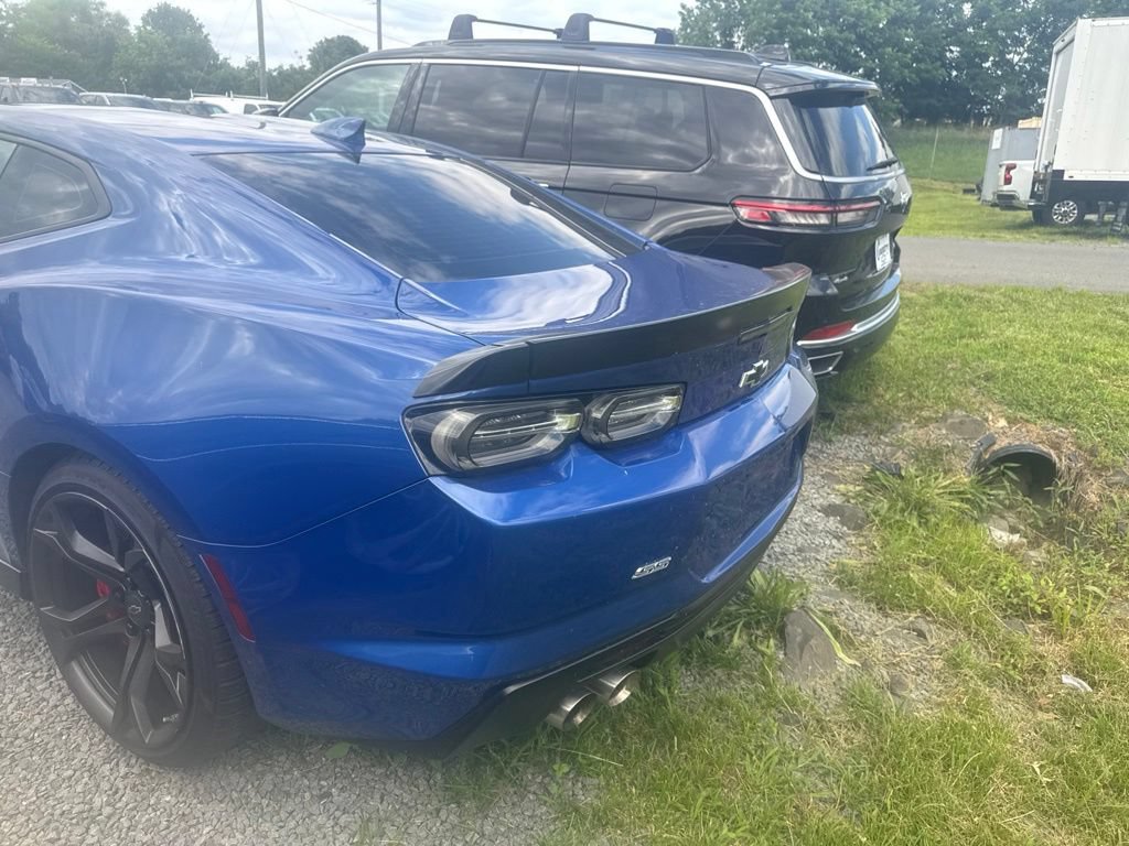 Used 2022 Chevrolet Camaro SS RWD image 21