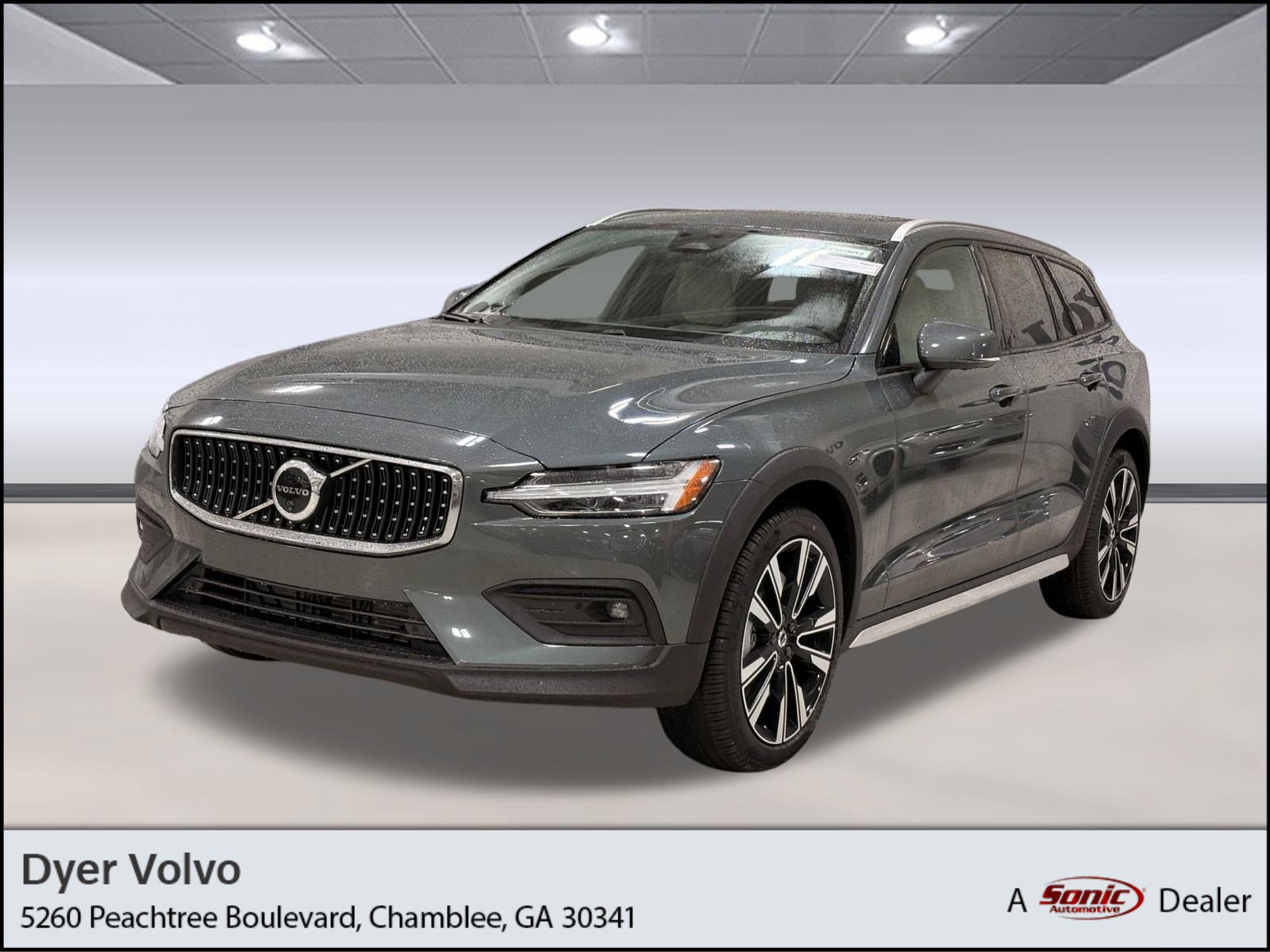 New 2026 Volvo V60 B5 Cross Country Ultra w/ Climate Package