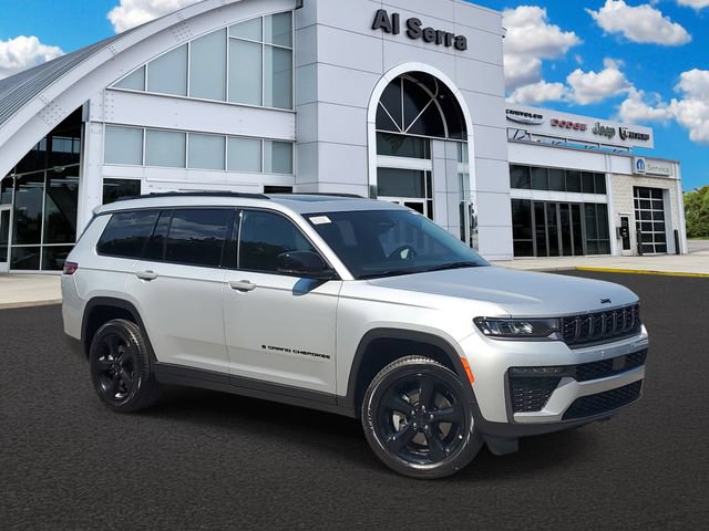 New 2026 Jeep Grand Cherokee L Limited w/ Limited Altitude Package AWD/4WD image 1