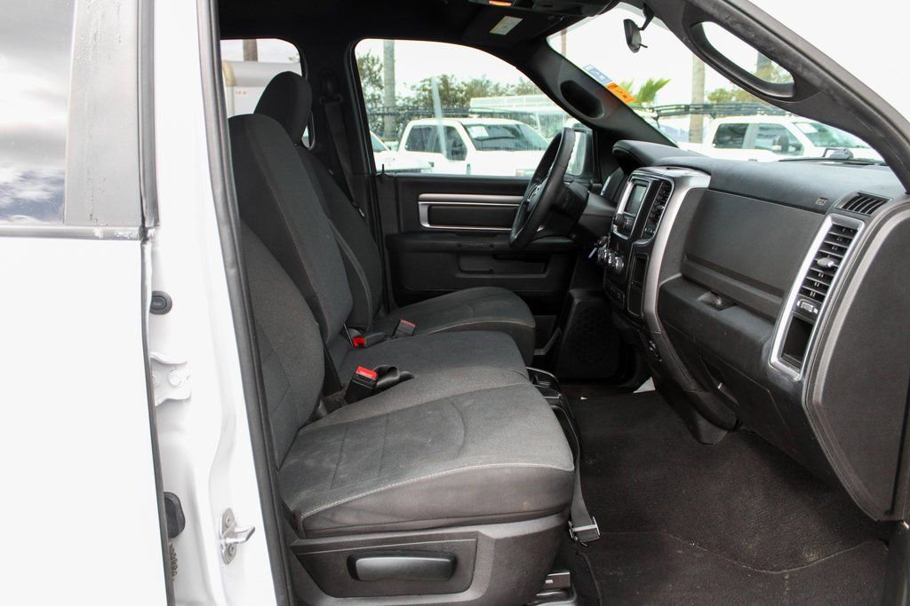 Used 2021 RAM 1500 Classic Warlock AWD/4WD image 35