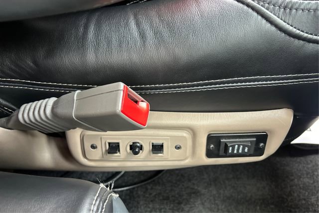 Used 2023 GMC Savana 2500 Extended image 14