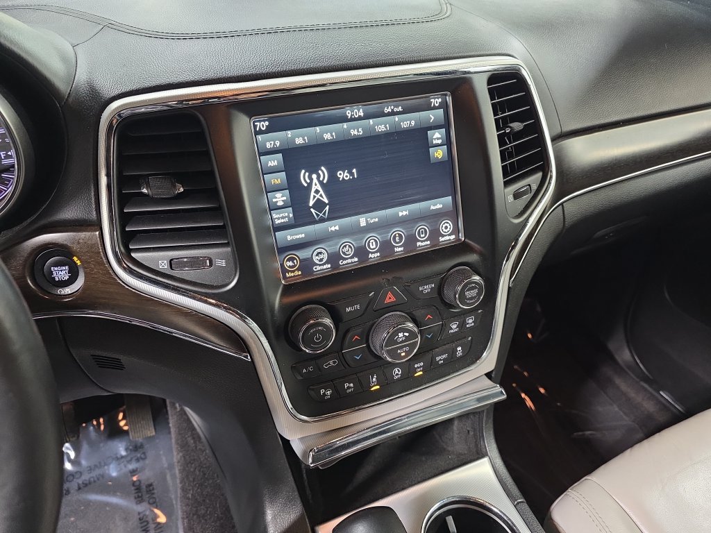 Used 2018 Jeep Grand Cherokee Limited AWD/4WD image 20