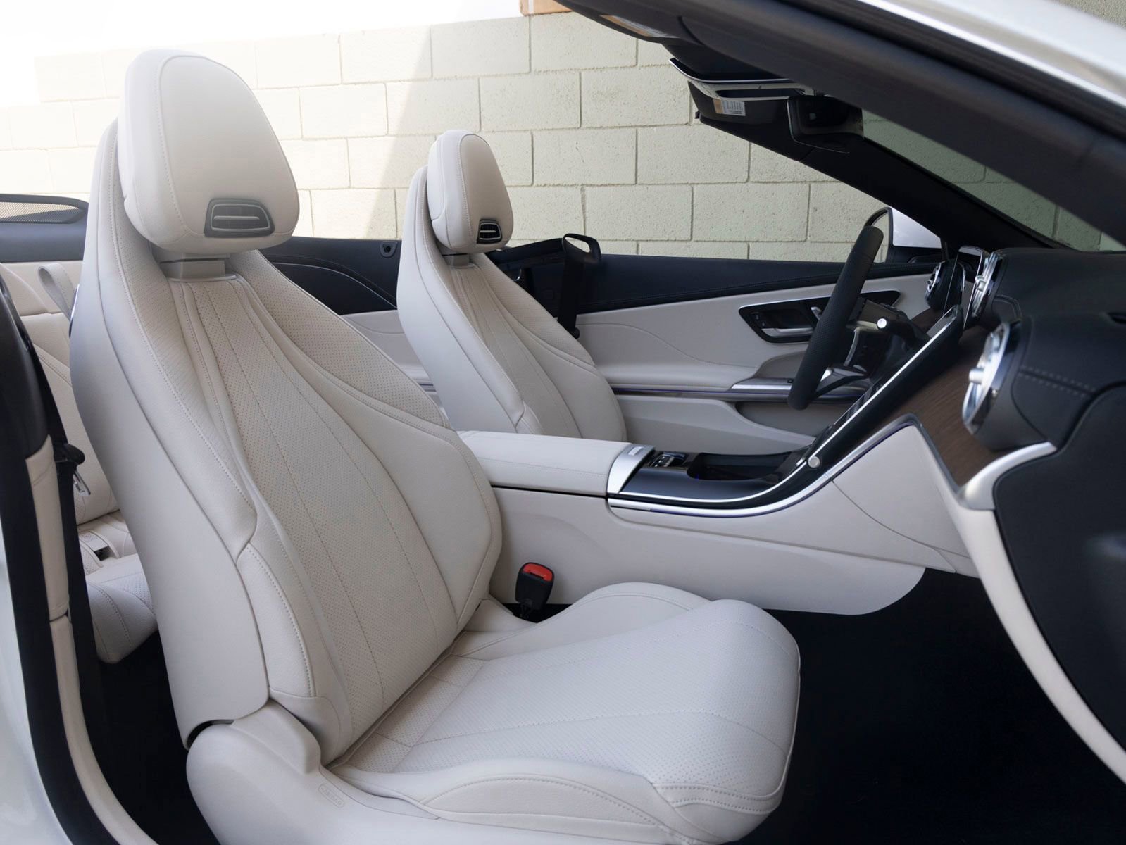 New 2026 Mercedes-Benz CLE 450 4MATIC Cabriolet image 21