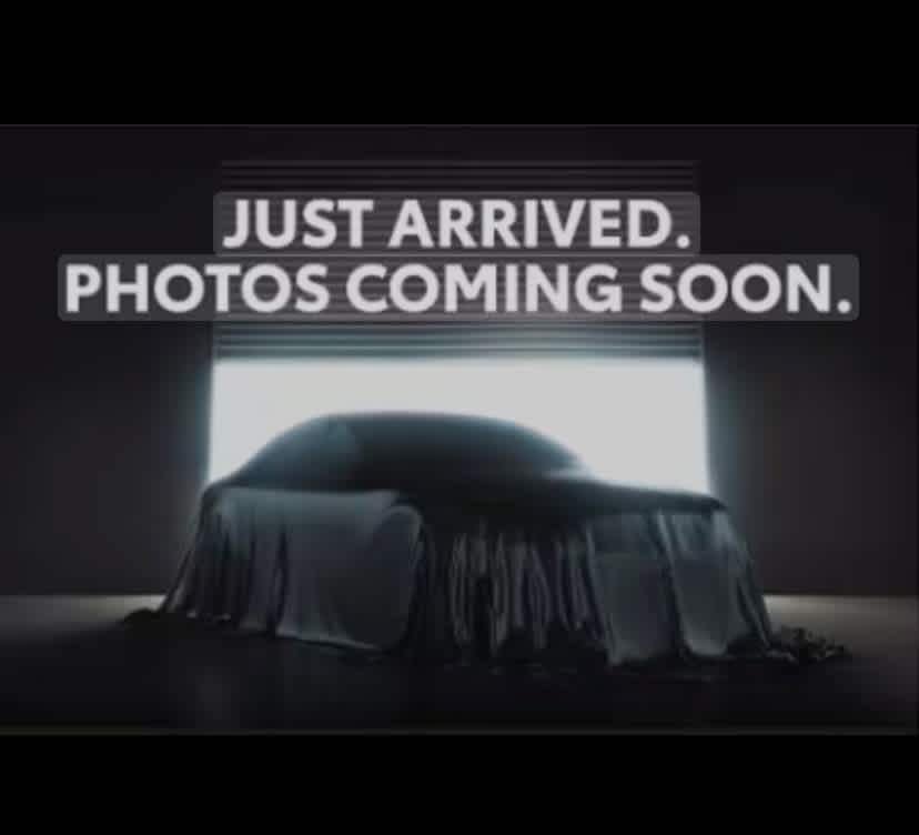 Used 2025 GMC Yukon Denali Ultimate AWD/4WD image 2