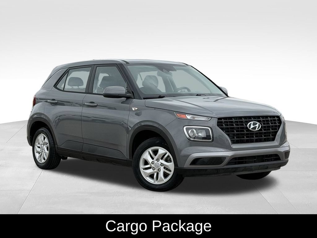 Used 2021 Hyundai Venue SE w/ Cargo Package FWD image 2