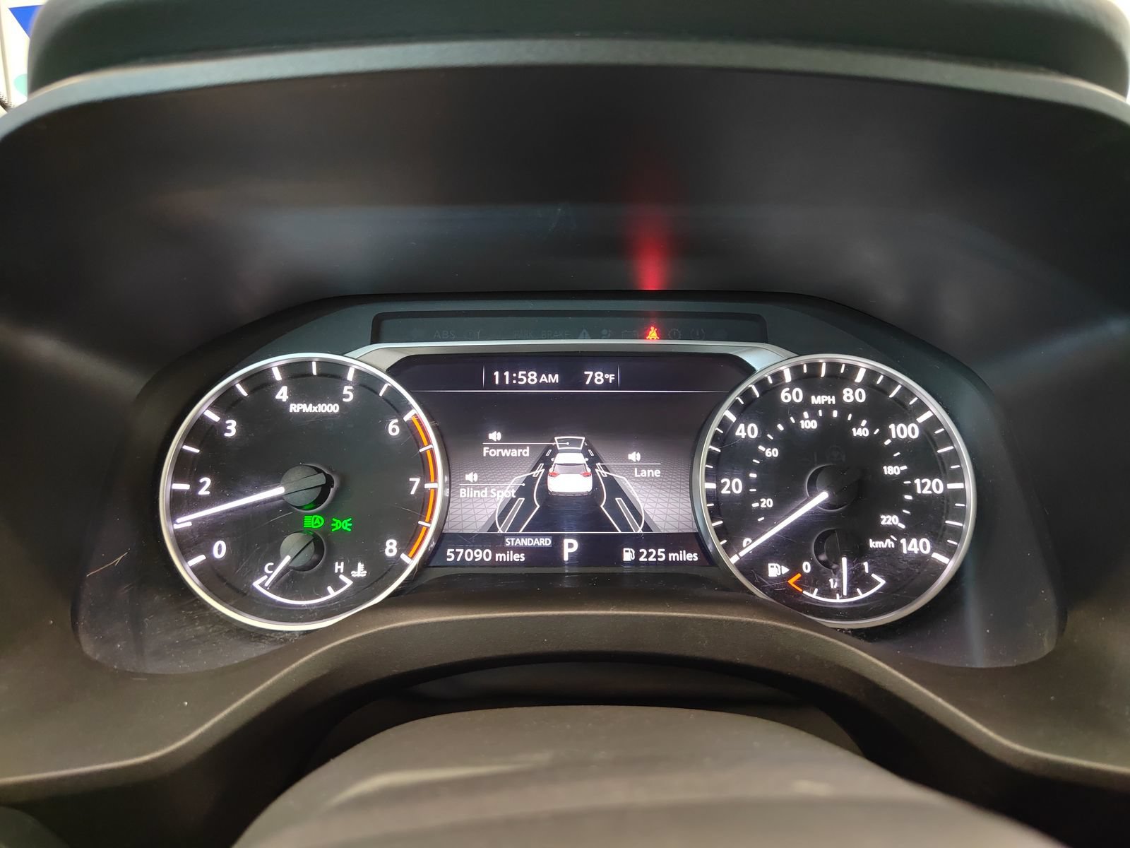 Used 2025 Nissan Rogue SV FWD image 13