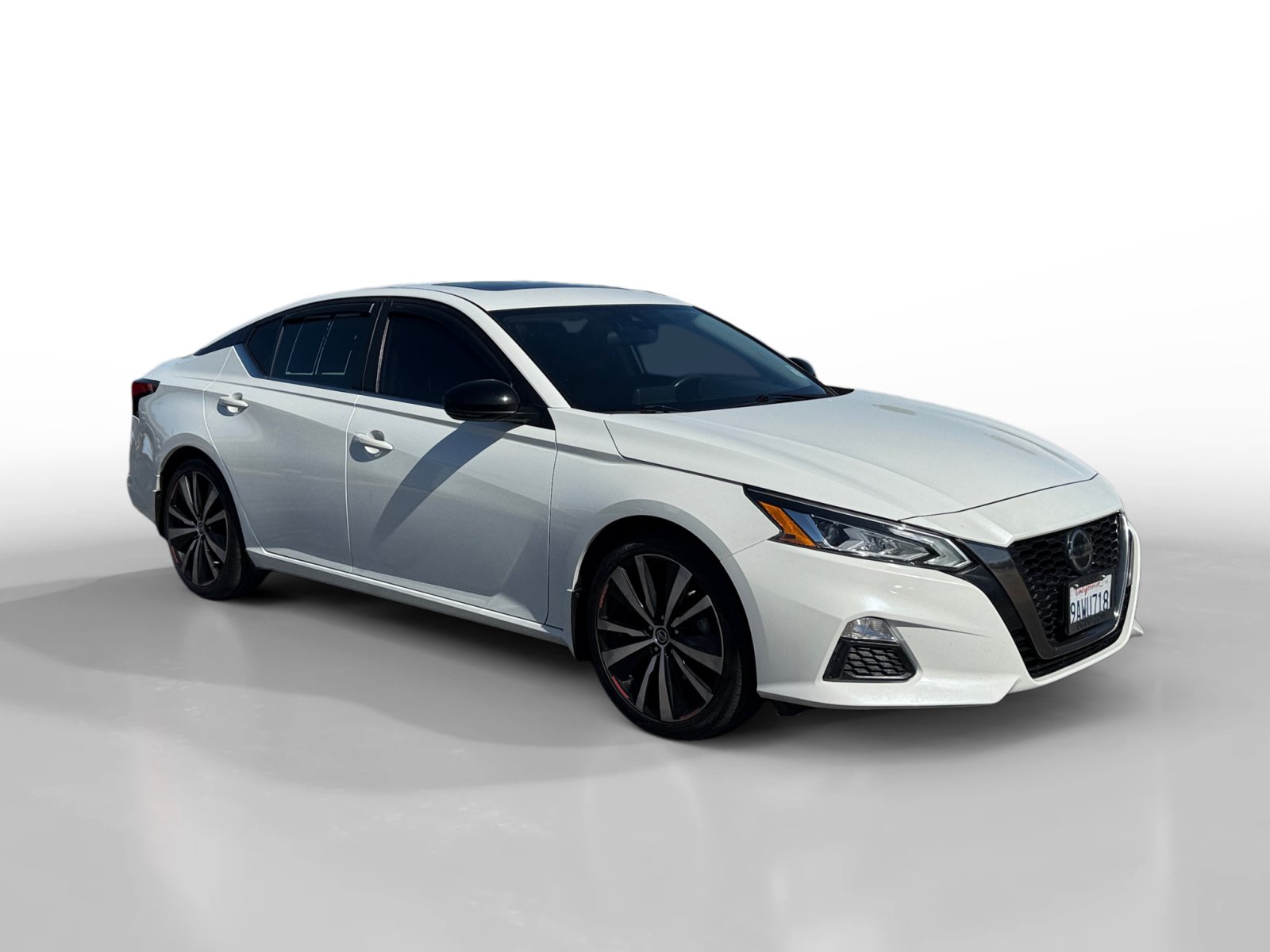 Used 2022 Nissan Altima 2.0 SR FWD image 7