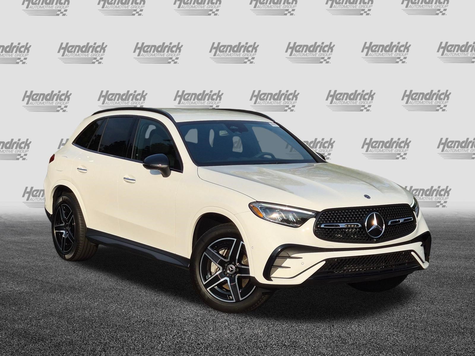 Used 2025 Mercedes-Benz GLC 300 4MATIC image 2